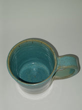 Load image into Gallery viewer, Pine Lime Mug 2
